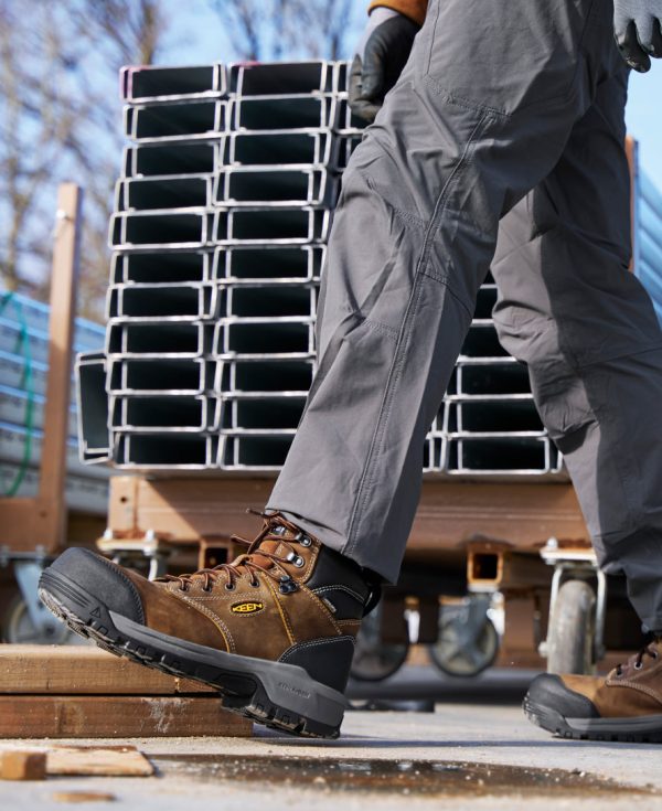 Men's CSA Evanston 6 Waterproof Boot (Carbon Toe)  |  Bison/Black