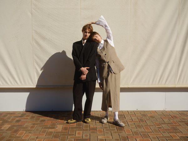 All Gender UNEEK II Convertible | Black/Black