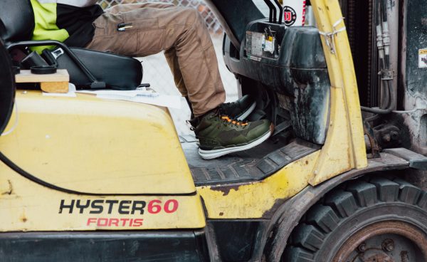 Men's Synchro Waterproof Work Boot (Carbon Toe)  |  Forest Night/Gum