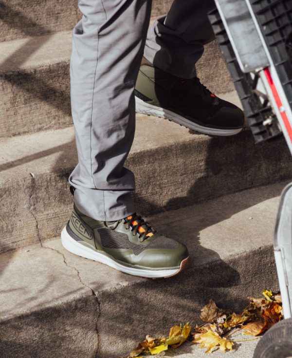 Men's Synchro Waterproof Work Boot (Carbon Toe)  |  Forest Night/Gum